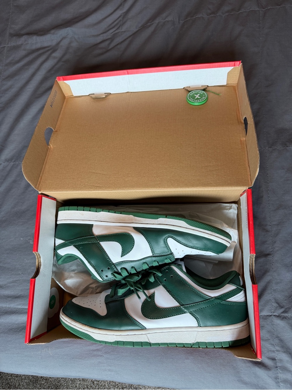 Nike Dunk Low Michigan Greens - Picture 2 of 5